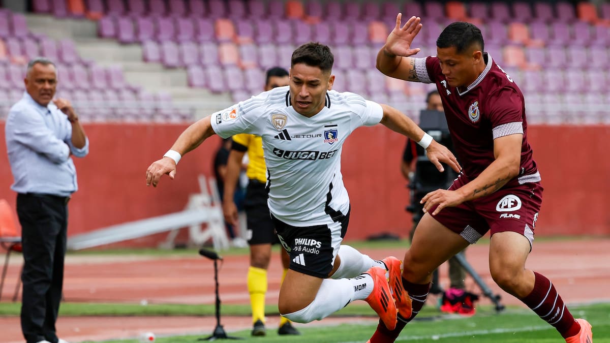 No paró de gritarle: el jugador de Colo Colo que aburrió a Jorge Almirón contra Deportes La Serena
