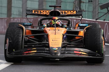 Oscar Piastri dominó la pista mojada del GP de Bélgica