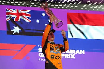 Oscar Piastri vence en el Gran Premio de Arabia Saudita y es nuevo líder del Mundial de Fórmula 1