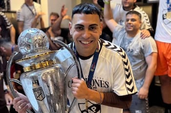 “Le seduce la idea de emigrar”: Colo Colo se comienza a ilusionar con Óscar Salomón