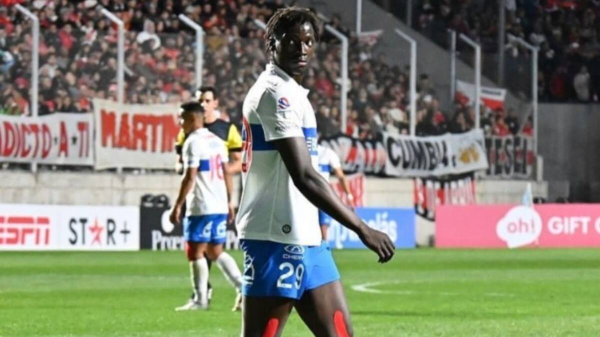 Lejos de Chile: la UC mandó a Ousman Touray a jugar a exótica liga