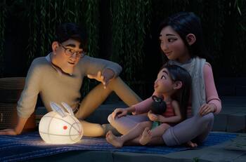 "Over the moon": La nueva apuesta de Netflix sobre una madre con cáncer