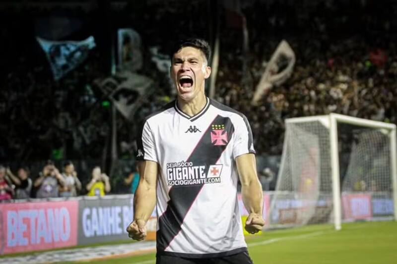 Pablo Galdames recibió un gran respaldo de su entrenador.