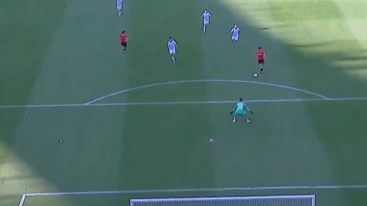 Desde el “p…madre" de Quinteros a una evaluación terrible: Argentina no perdona la farra de Pablo Galdames en el Clásico