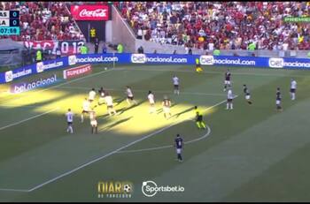 VIDEO | Terminó con una volea al ángulo: así fue la asistencia de Pablo Galdames ante Flamengo