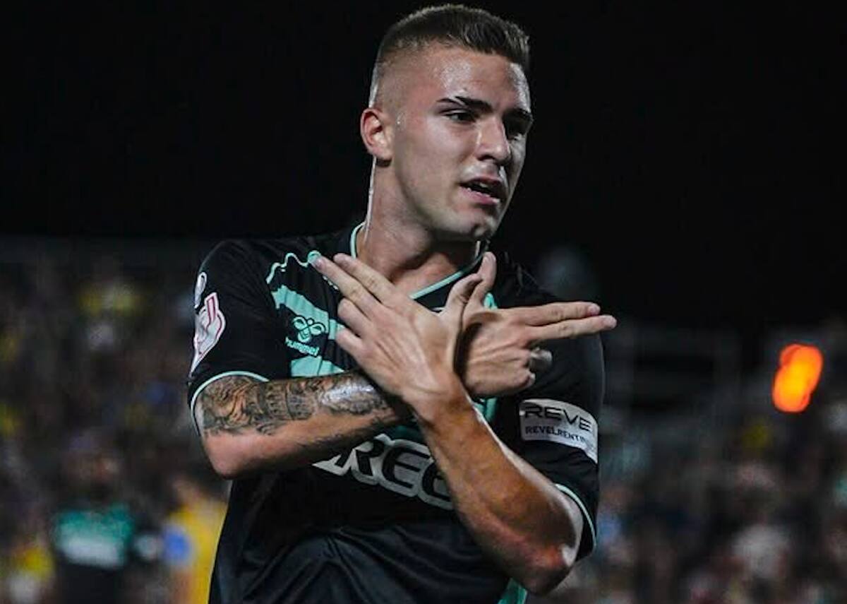 Promesa del Betis y que interesa al Oviedo.