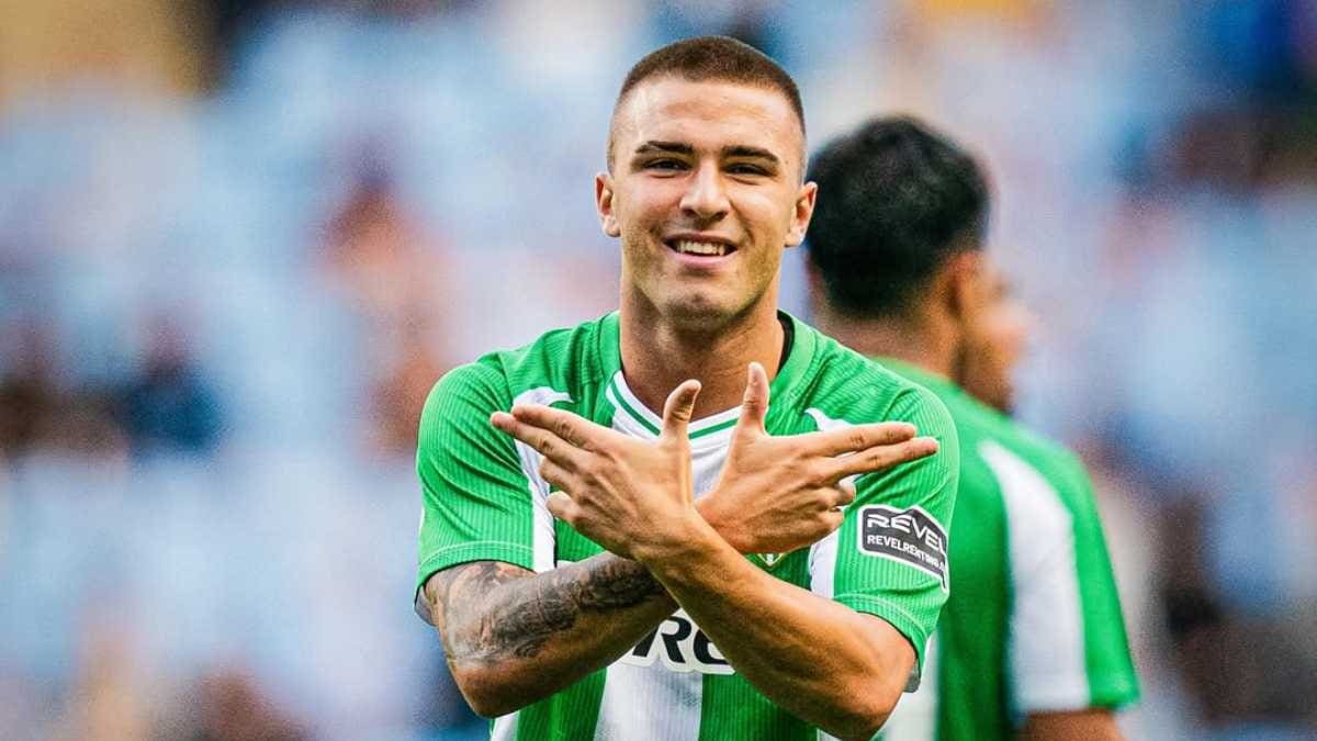 Brilló en el Mundial de Chile, perdió espacio en el Betis y Pellegrini aceptó que fuera a jugar a Tercera División