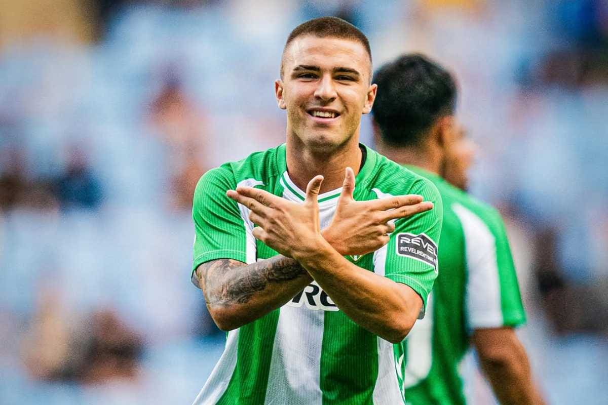 Partirá al Betis Deportivo, pero sólo para disputar el Derbi contra la filial del Sevilla. Foto: @pablogarciia_7 en Instagram.