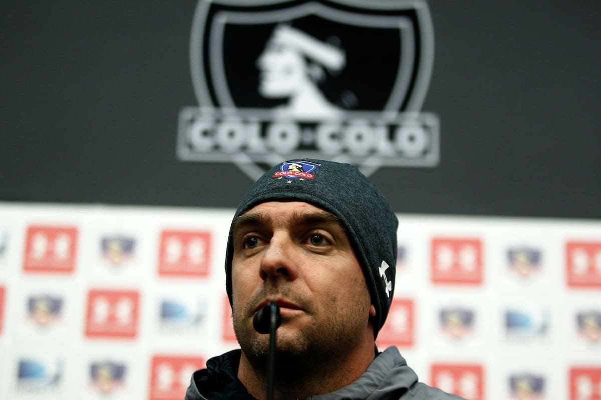 En su paso por Colo Colo. Foto: Agencia Aton.