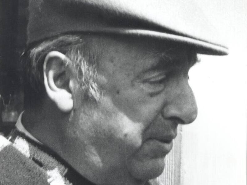 Apuntan a la Fundación Neruda tras último informe sobre la muerte del poeta. Créditos: Jorge Aravena Llanca/Biblioteca Nacional Digital.