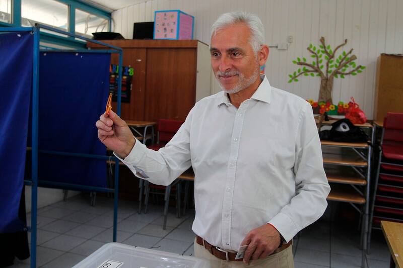 se convirtió nuevamente en el gobernador de la Región de O'Higgins.