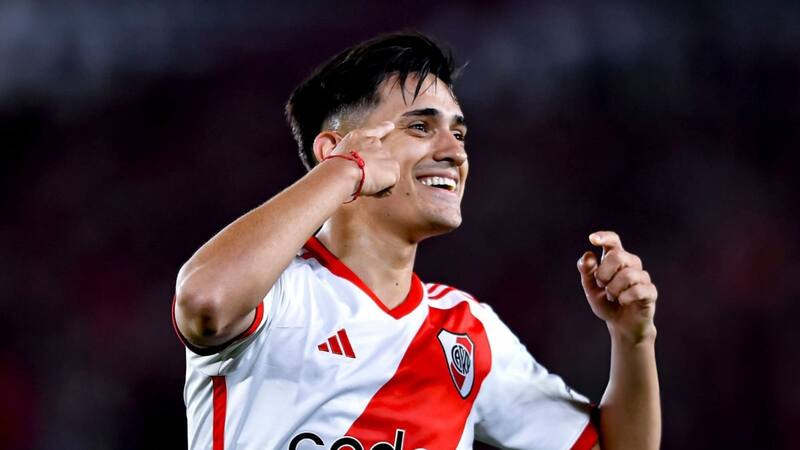 Atento Colo Colo: Pablo Solari es vinculado al Spartak de Moscú