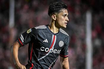 Club ruso alista millonaria oferta por Pablo Solari: ¿cuánto le quedaría a Colo Colo?