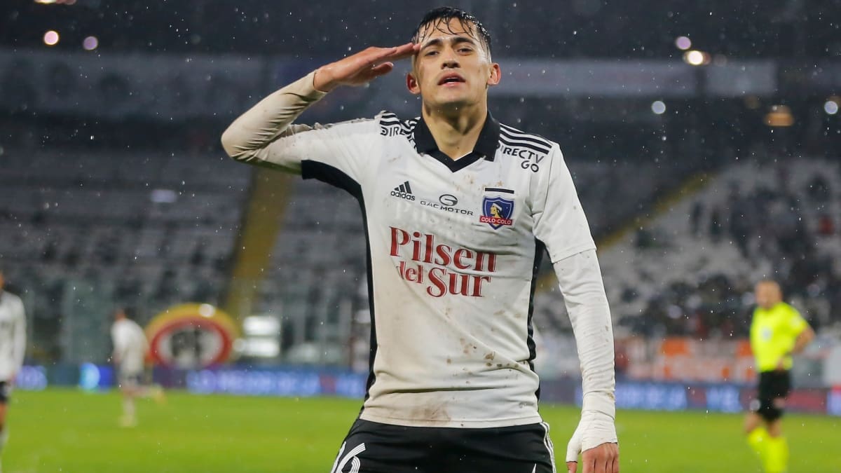 VIDEO | Pablo Solari sorprende a tenista argentino con regalos para que sea hincha de Colo Colo: “Se volvió loco”