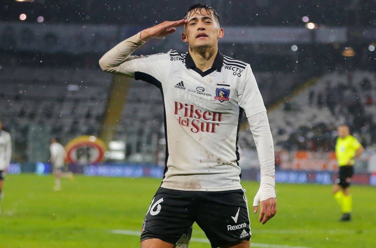 VIDEO | Pablo Solari sorprende a tenista argentino con regalos para que sea hincha de Colo Colo: “Se volvió loco”