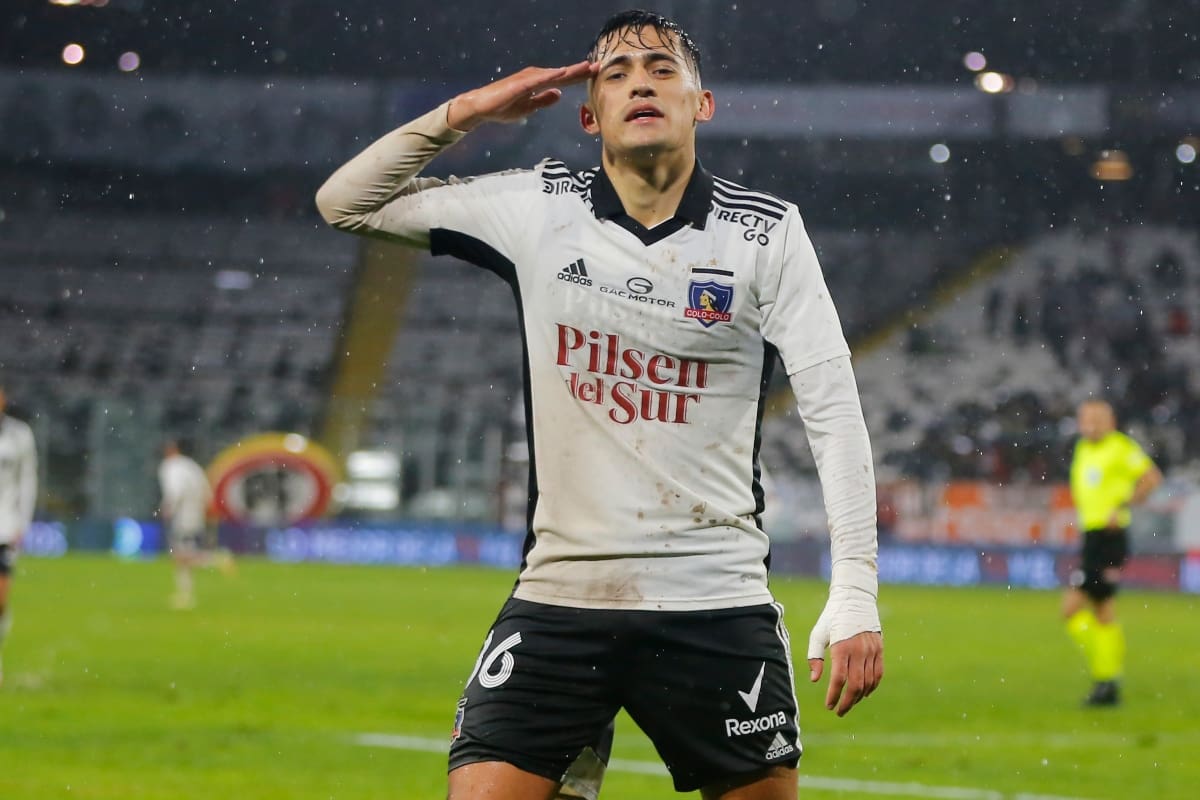 en su última temporada con la camiseta de Colo Colo. Foto: Aton.