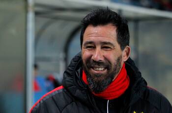 Atención, fútbol chileno: Vitamina Sánchez se quedó sin club en Ecuador