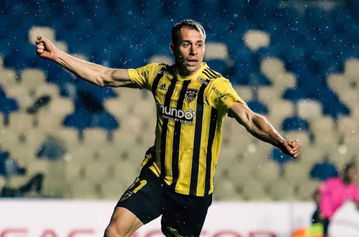 “Hay poca gente como el hincha de Fernández Vial; el Clásico con Concepción tiene que jugarse en Primera”