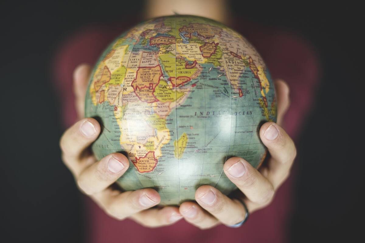 trabaja en su posicionamiento en la región con las siguientes acciones.