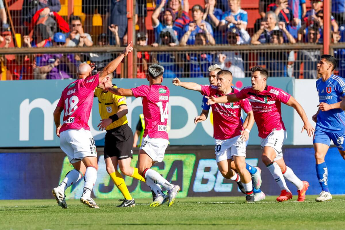 Reclamaron mano penal de Leandro Fernández. Foto: Aton.
