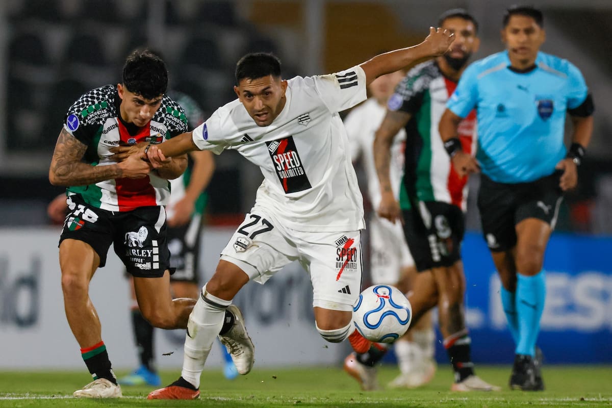 Los árabes empataron a 1 con Riestra. Foto: Agencia Aton.