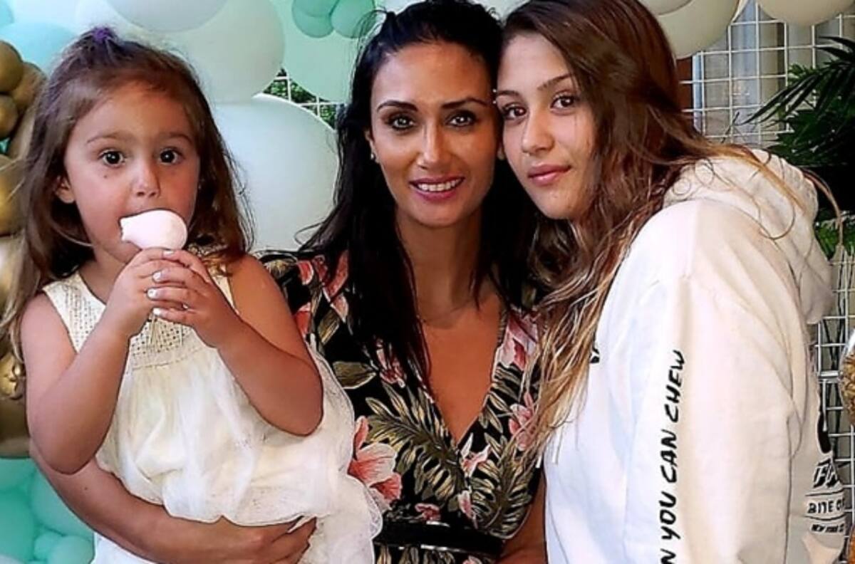 De jeans y chaqueta de cuero: Pamela Díaz y sus hijas marcaron tendencia con su look en concierto de Shakira