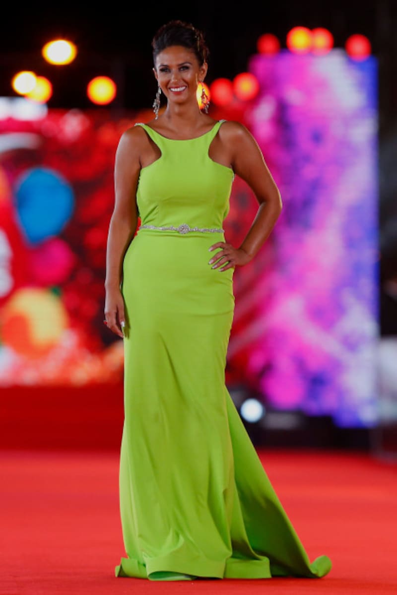 La Fiera fue objeto de memes por su vestido amarillo.