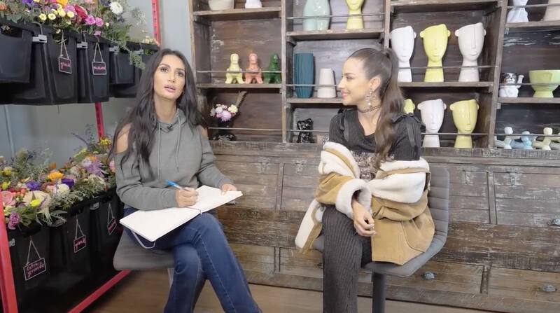 Pamela Díaz y Denise Rosenthal en "Sin Editar". Foto: Youtube.