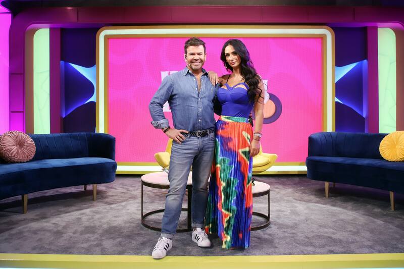 Pamela Díaz y Nacho Gutiérrez son los animadores de “Hay que decirlo”