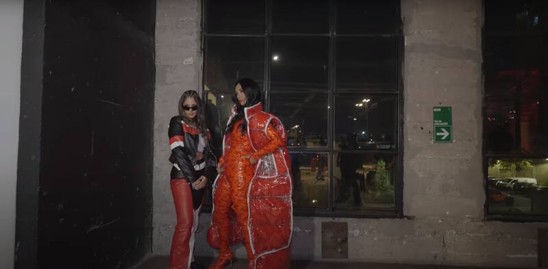 Pamela Díaz y Trinidad Neira protagonizan estilosa sesión de fotos