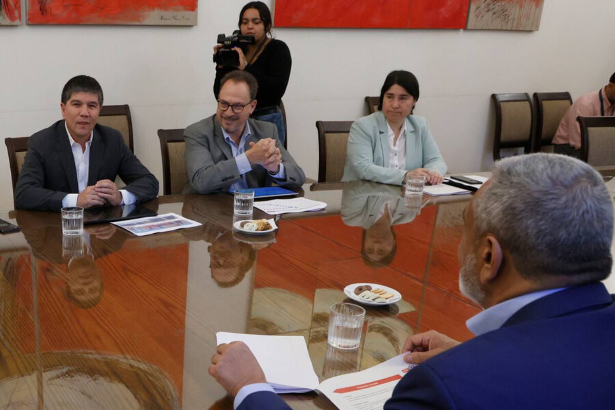 Venegas en la reunión entre el Gobierno y la ANFP (Foto: Photosport)