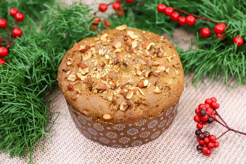 Este tradicional de Navidad se puede hacer con frutos secos, frutas confitadas o con solo una opción. Créditos: Bakels Chile.