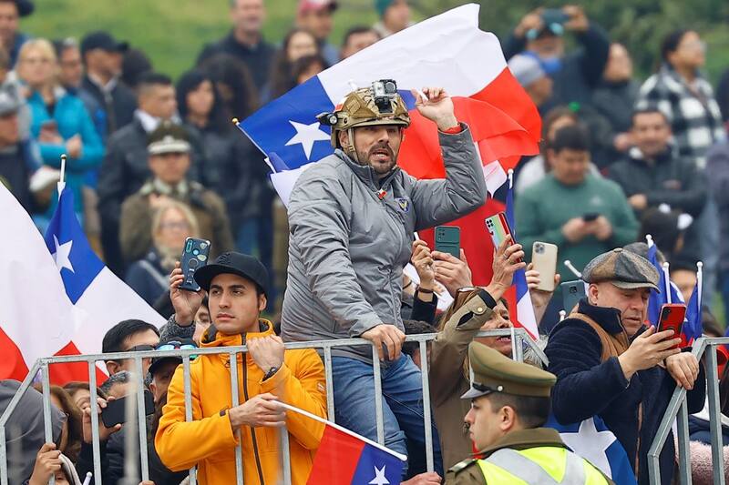 El grupo de manifestantes forman parte del denominado Team Patriota liderado por Francisco Muñoz, también conocido como "Pancho Malo".