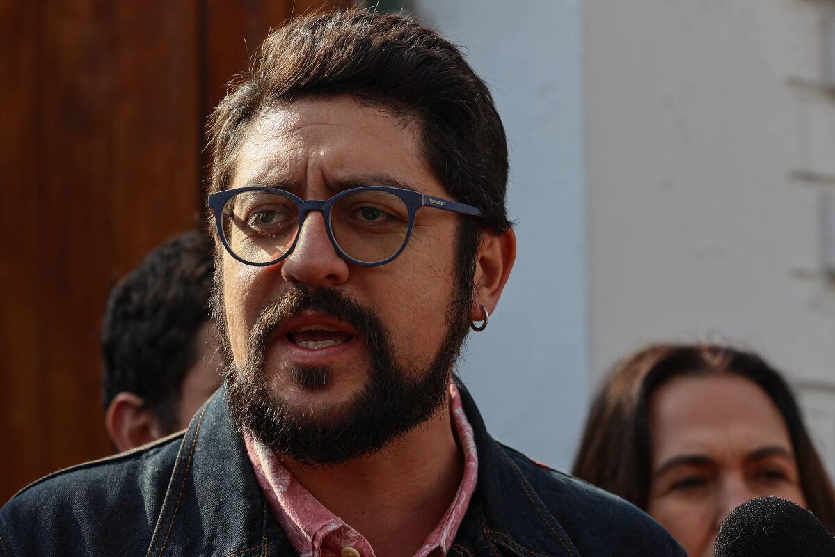 El candidato a Gobernador acuso una agresión en su contra.