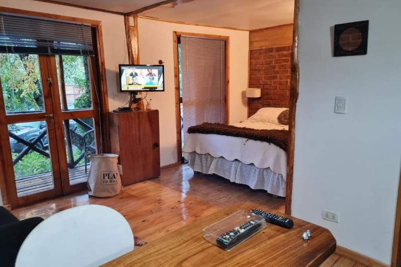 Esta es la primera opción para alojar en Pucón. Ubicada a 10 minutos del centro de la ciudad.
Créditos: Booking.