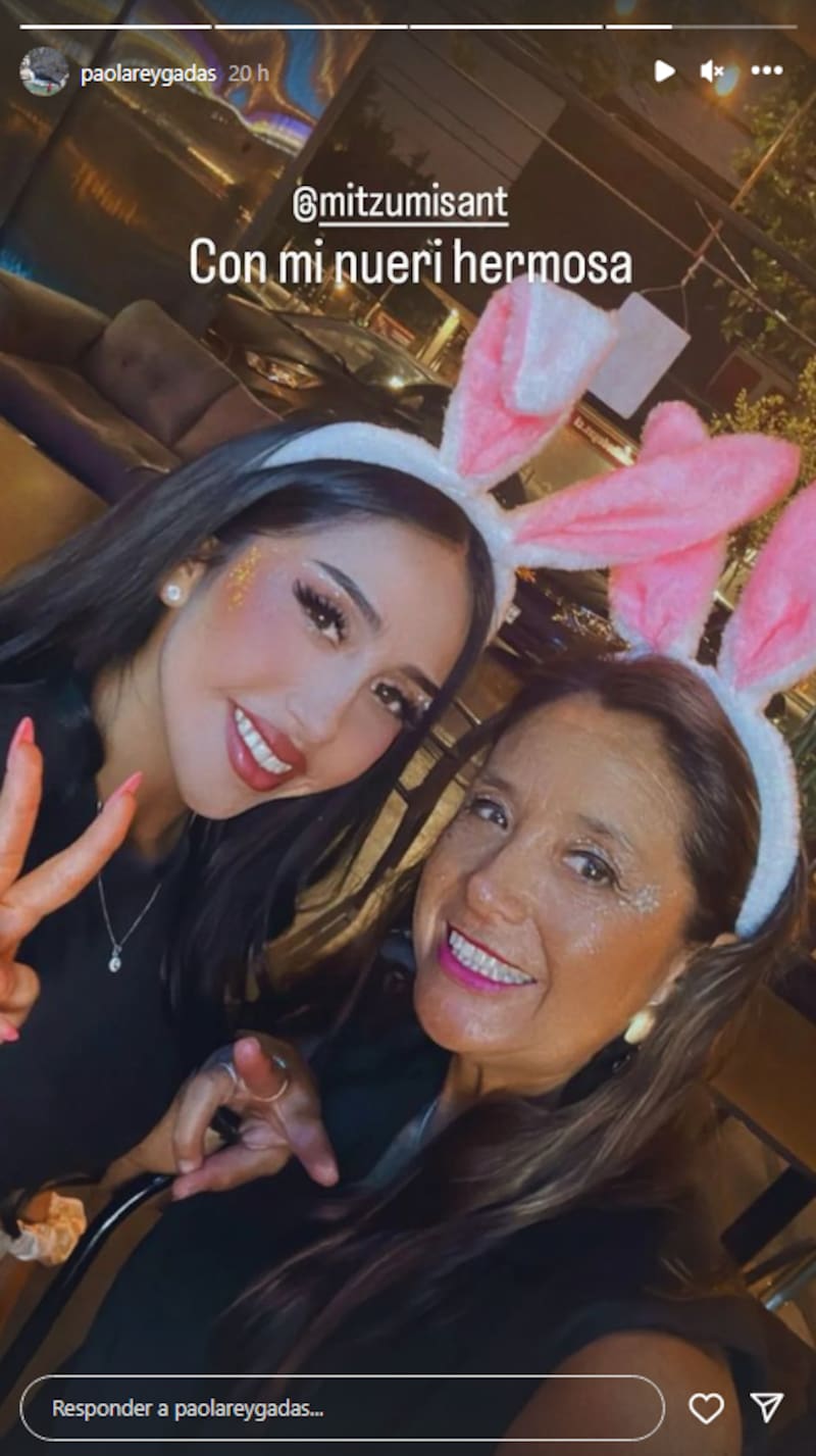 posaron juntas en despedida de soltera.