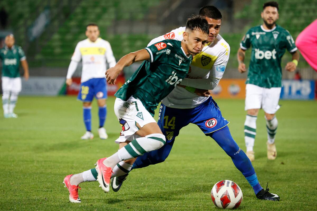 Paolo Guajardo fue valor importante en la campaña de Santiago Wanderers en 2023.