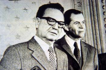 Estado de Chile compra casas de expresidentes Salvador Allende y Patricio Aylwin: este será su nuevo destino