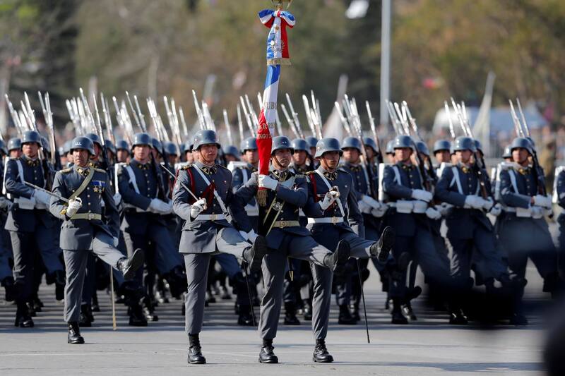 La Parada Militar se realiza para conmemorar el Día de las Glorias del Ejército.