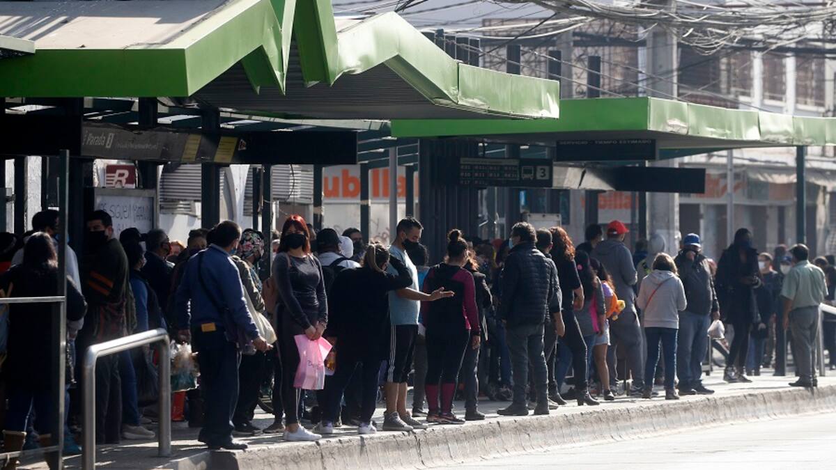 Estudio Banco Mundial: Chile fue el país que más aumentó las ayudas a familias