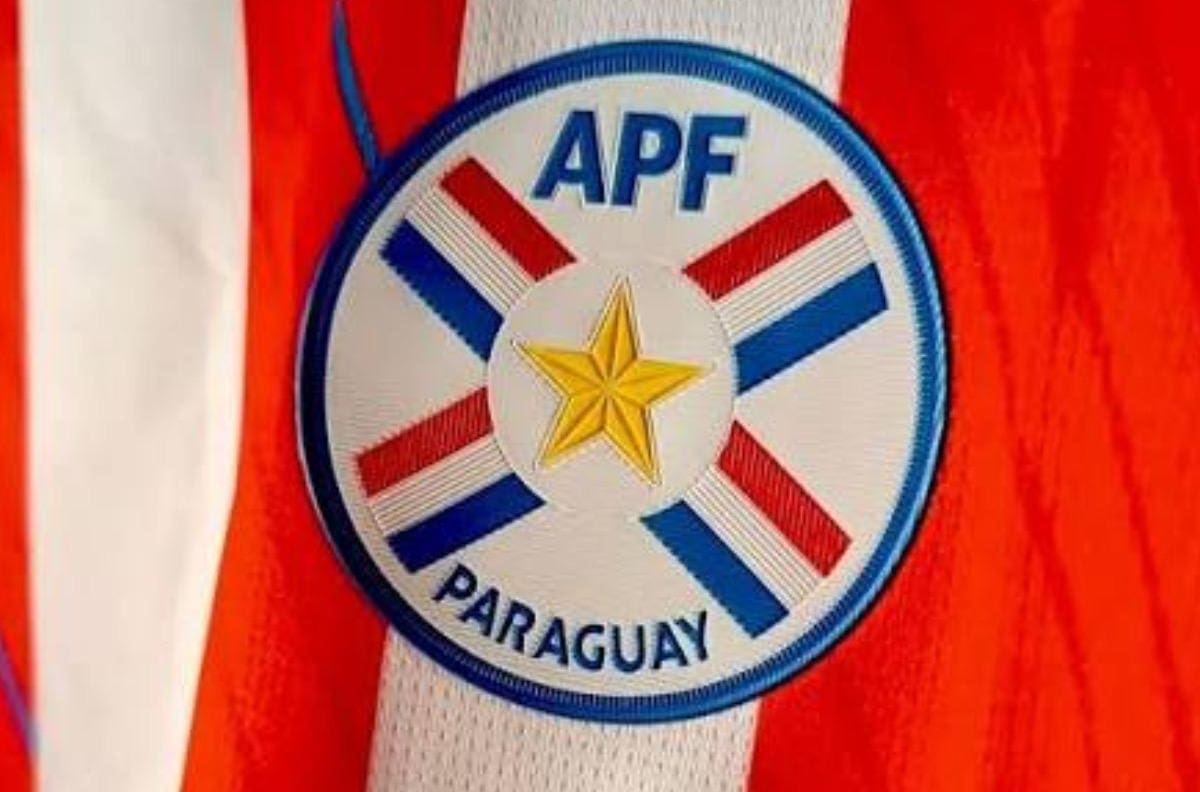 Paraguay convoca a figuras de Colo Colo y Universidad de Chile para el debut en la Liga de Naciones