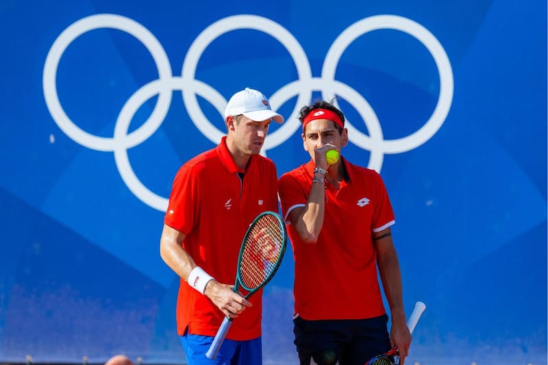 Nicolás Jarry y Alejandro Tabilo jugaron un intenso duelo ante la pareja italiana. Foto: Óscar Muñoz/Team Chile.