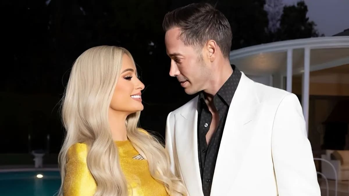 Paris Hilton muestra por primera vez a su hija London