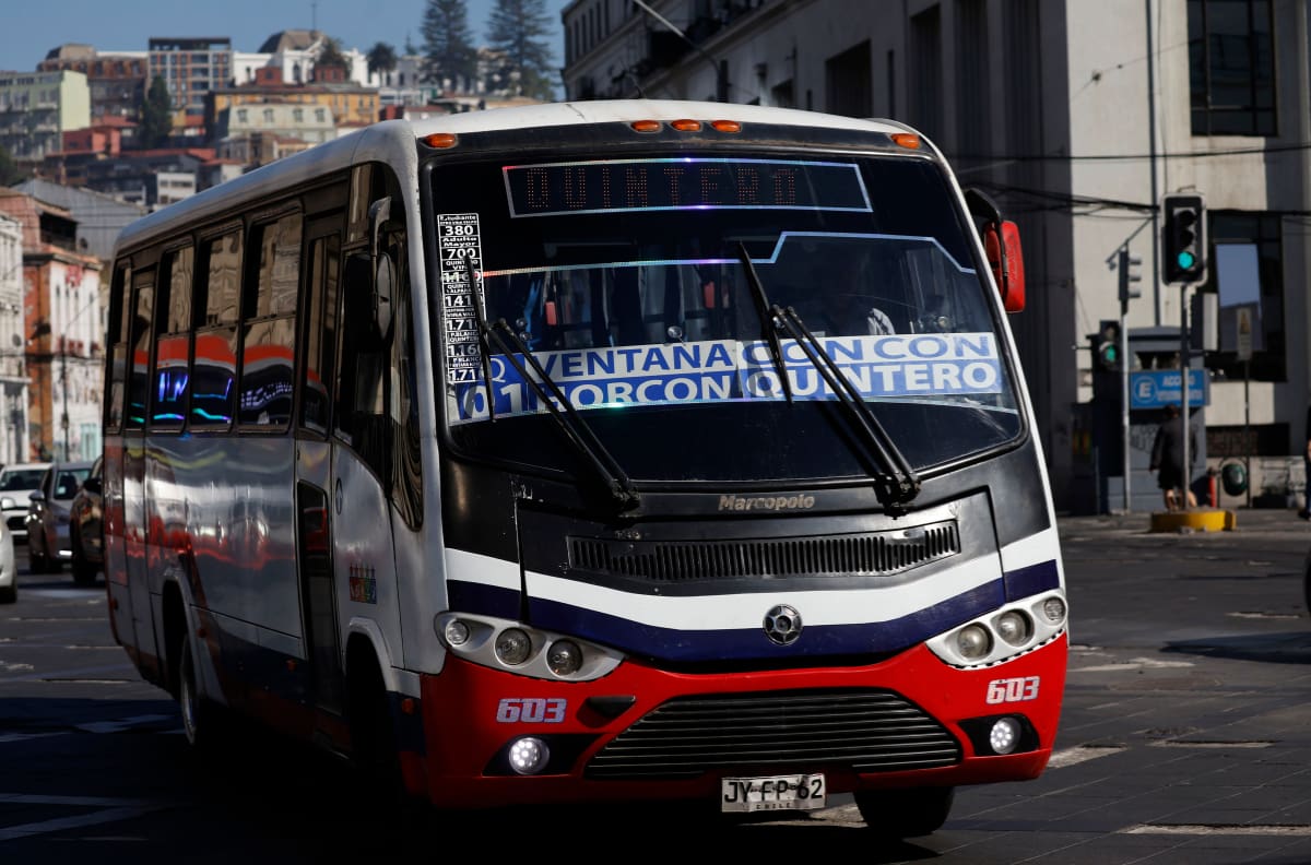 Paro de micros afectará a 17 recorridos en Valparaíso: podría extenderse hasta marzo