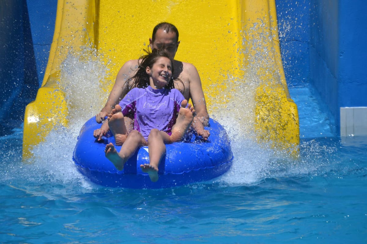 Si estás lejos de la Región Metropolitana, no te pierdas algunos de estos increíbles parques acuáticos lejos de la zona central.
