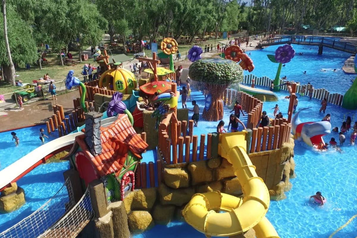La entrada general tiene un valor de $10.000 de lunes a viernes.
Créditos: Parque Acuático Oasis.