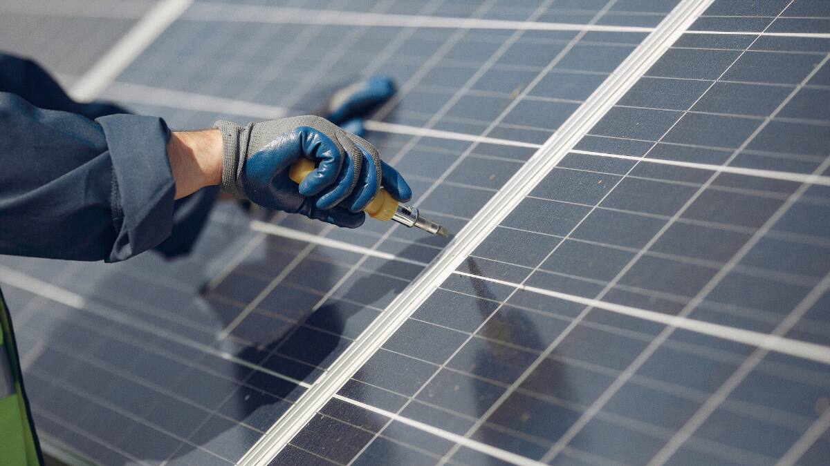 Avanza tramitación de megaproyecto de energía solar en la RM: Inversión supera los US$145 millones