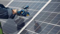 Avanza tramitación de megaproyecto de energía solar en la RM: Inversión supera los US$145 millones