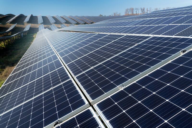 El ambicioso proyecto permitirá contribuir a la creación y emisión de energía eléctrica limpia por un periodo útil de cerca de 30 años. Imagen referencial.