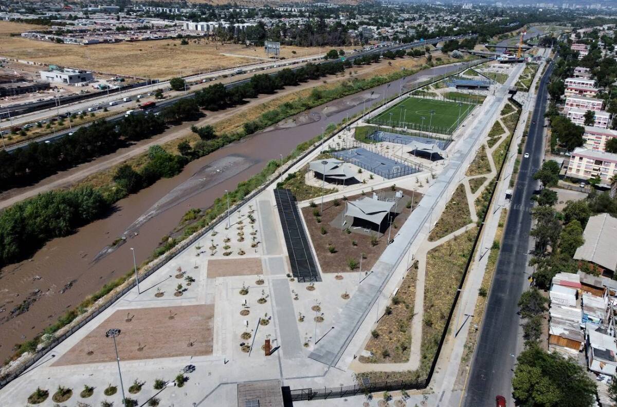 Tiene cancha de fútbol y skatepark: así quedó el megaproyecto deportivo de la RM en que se invirtieron más de $100 mil millones